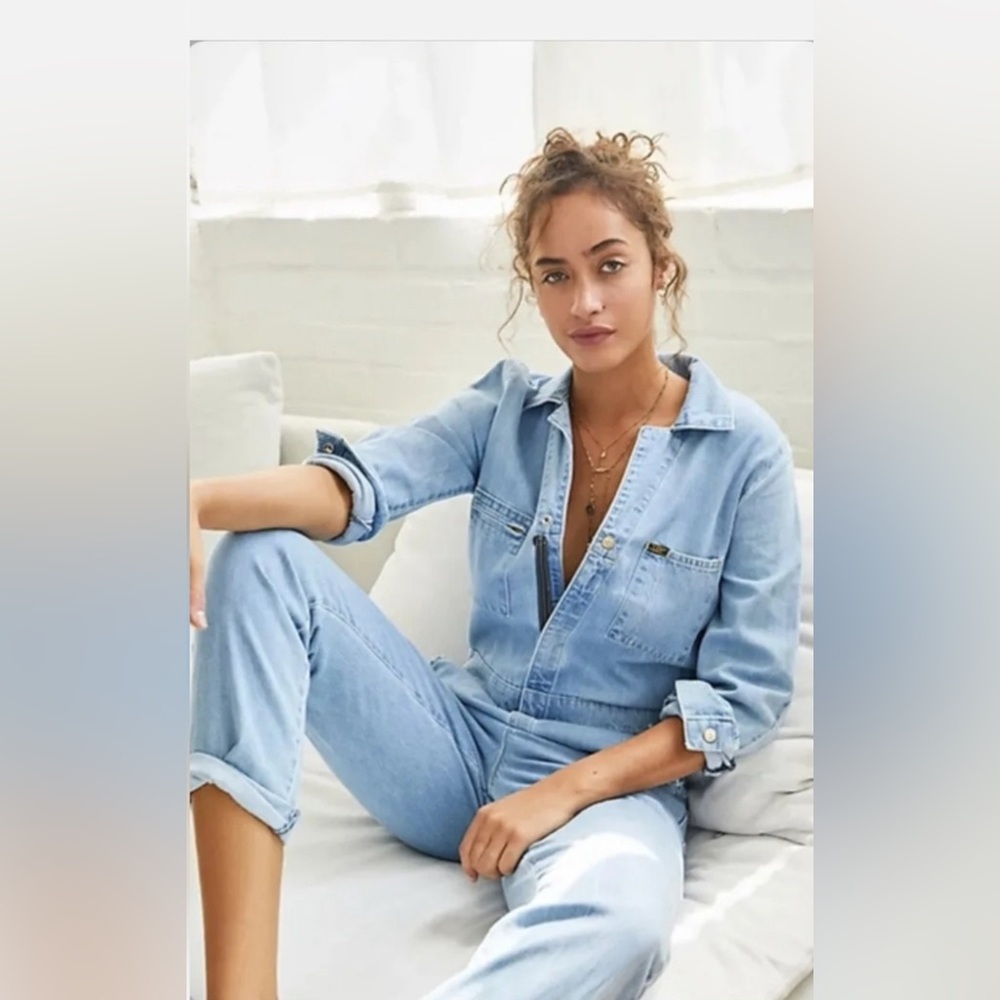 Free People x Lee Vintage Modern Union-Alls Distressed Denim Jumpsuit,Size-Med